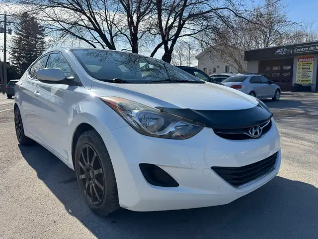 2012 Hyundai Elantra GL - Photo 9