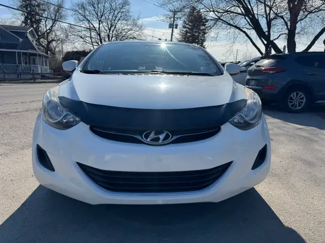 2012 Hyundai Elantra GL - Photo 14