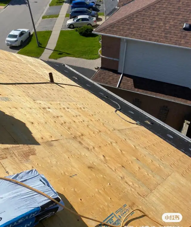 roofer/roofing - Photo 3