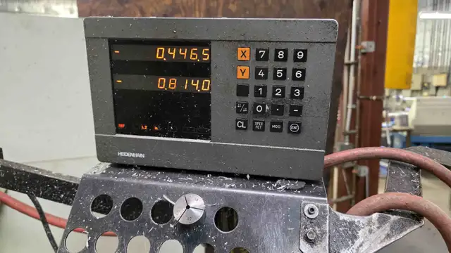 1995 First LC-185VS Vertical Milling Machine - Photo 5