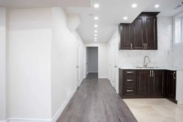 Drywaller & Taper - Photo 7