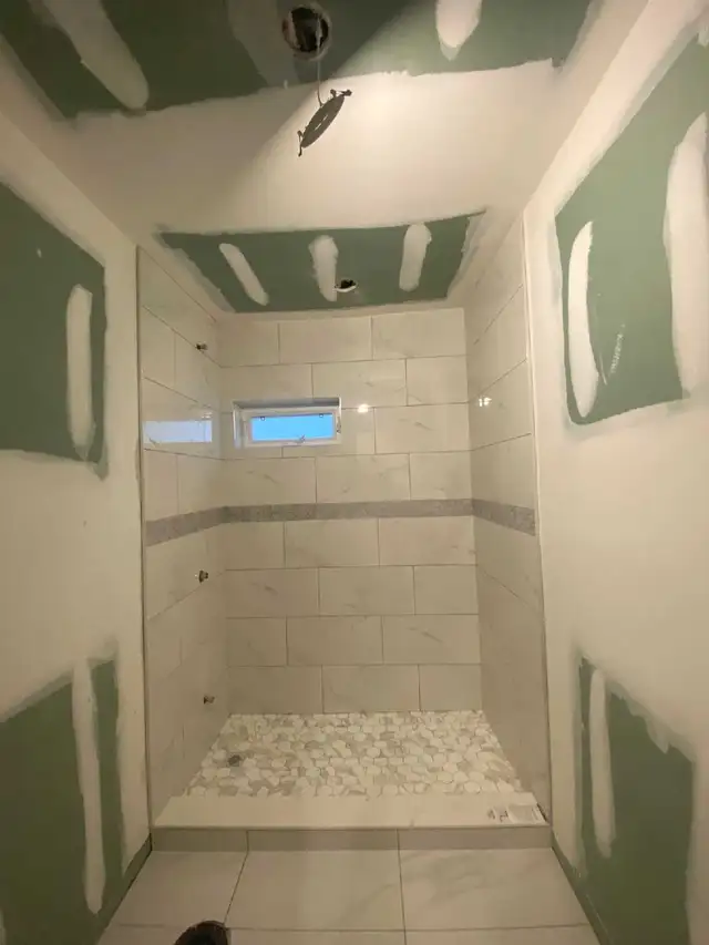 Drywaller & Taper - Photo 10