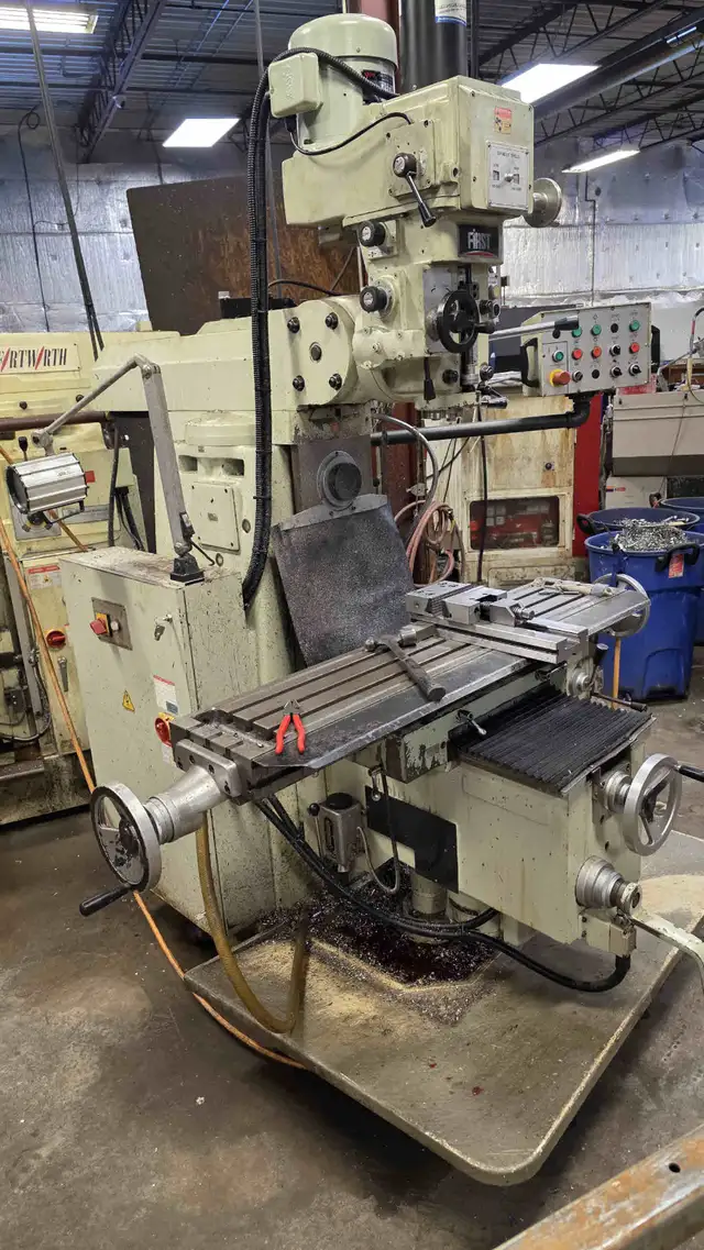 2012 First LC-20VHS Vertical & Horizontal Mill - Photo 2