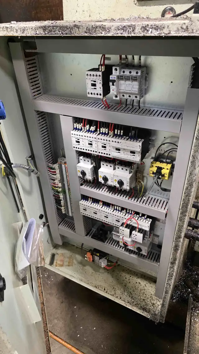 2012 First LC-20VHS Vertical & Horizontal Mill - Photo 9