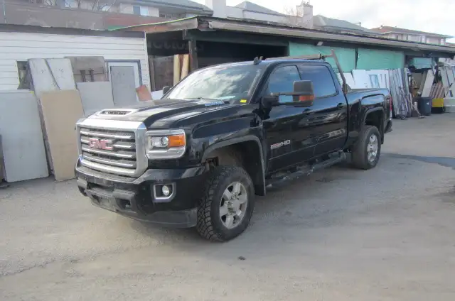 AUCTION-2018 GMC SIERRA 3500HD DURAMAX DIESEL-ONLINE-APR 25- 8AM - Photo 2