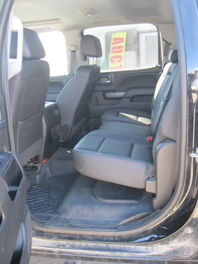 AUCTION-2018 GMC SIERRA 3500HD DURAMAX DIESEL-ONLINE-APR 25- 8AM - Photo 6