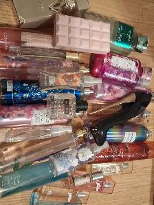 Perfumes & body spray lot