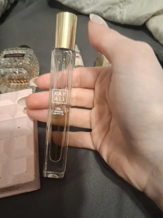 Perfumes & body spray lot - Photo 6