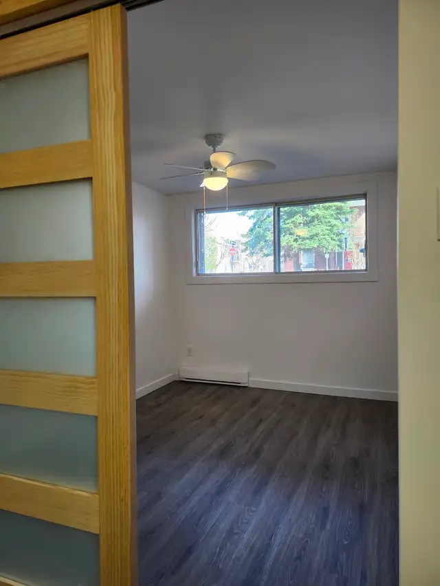 3-1/2 à louer dans Petite-Patrie - Photo 4