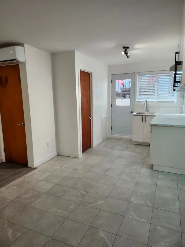 3-1/2 à louer dans Petite-Patrie - Photo 13