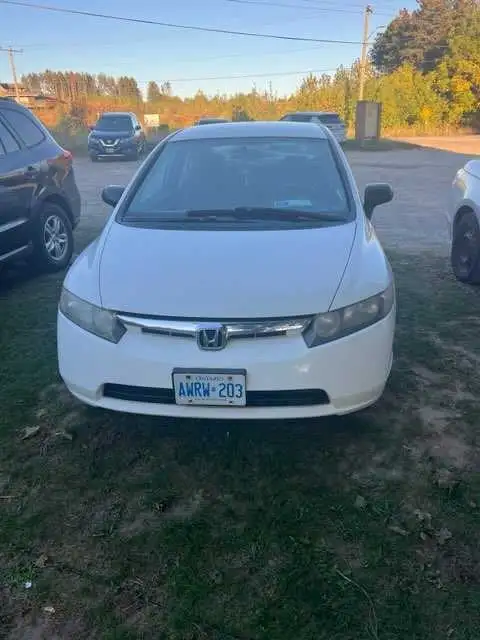 2008 Automatic Honda Civic - Photo 2