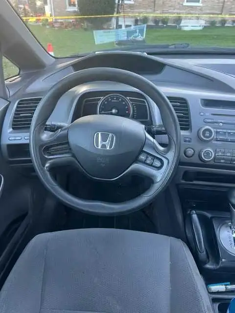 2008 Automatic Honda Civic - Photo 4