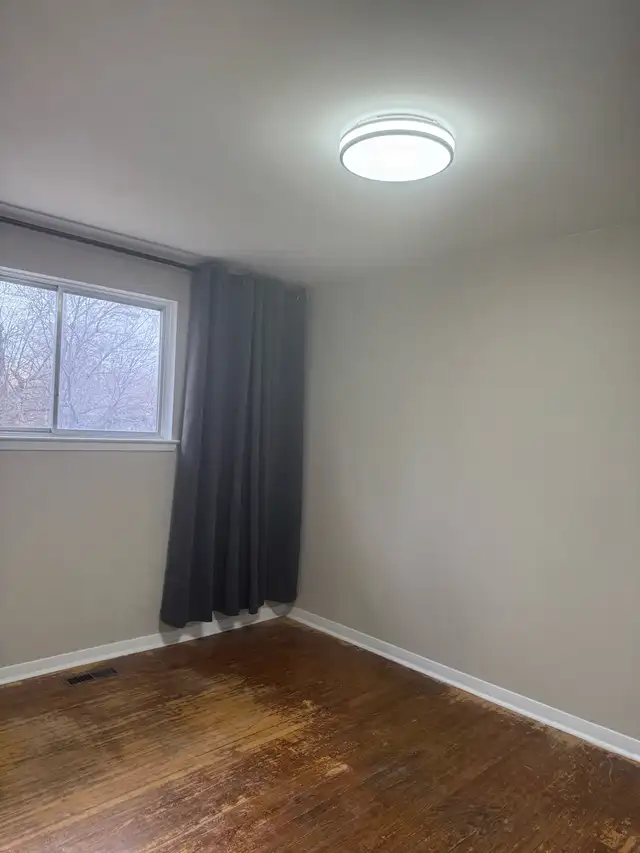 private bedroom for Rent from June 01/2026 - Photo 3