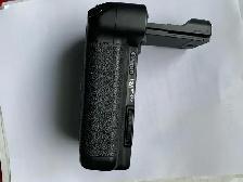 Canon Battery Grip E-4  (For Canon EOS 5D)