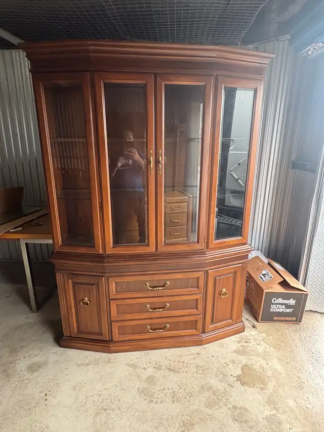 Free delivery used Wooden China Cabinet with Glass Doors - Photo 7