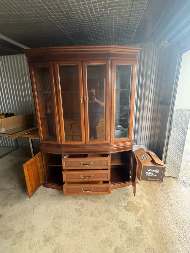 Free delivery used Wooden China Cabinet with Glass Doors - Photo 9
