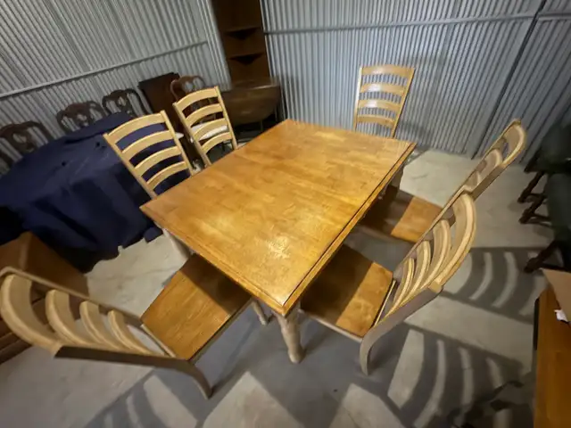 Free delivery used Wooden Dining Table with 6 Chairs - Photo 4