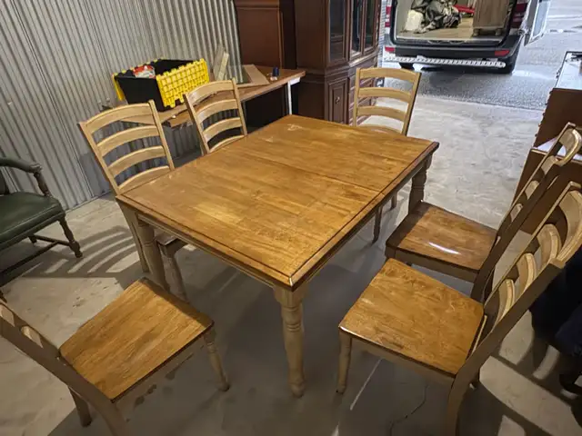 Free delivery used Wooden Dining Table with 6 Chairs - Photo 8