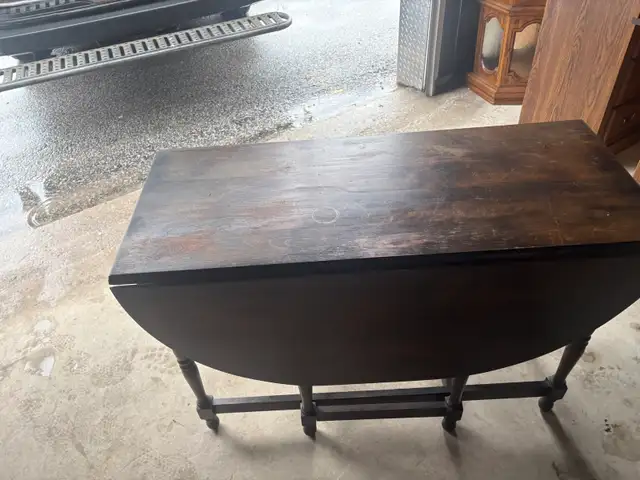 Free delivery used antique Drop Leaf Dining Table