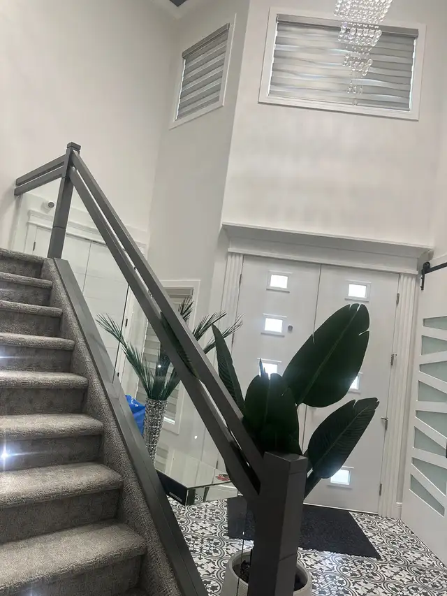 ROOM FOR RENT IN LUXURY HOME - Photo 7