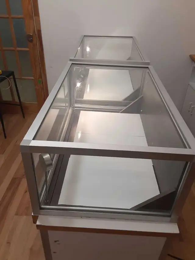 pop up sale - Photo 4