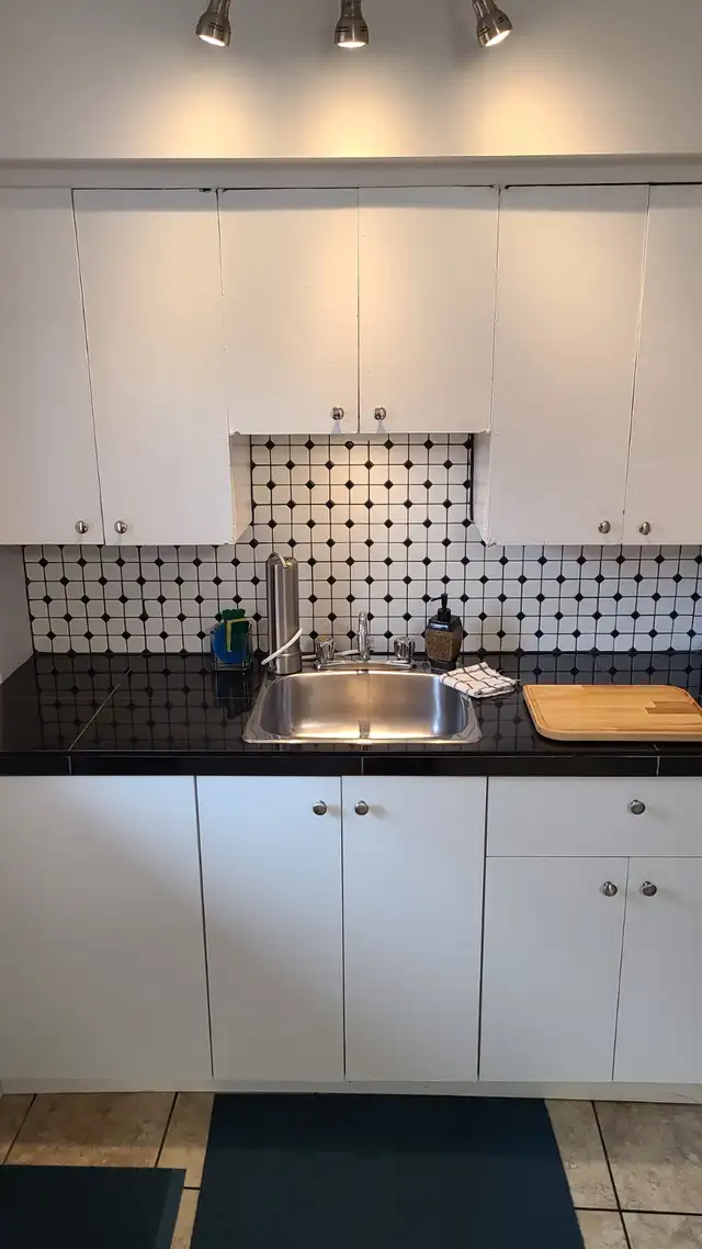 Spacious 2-Bedroom Apartment – 2-Min Walk to Beaudry Metro - Photo 8