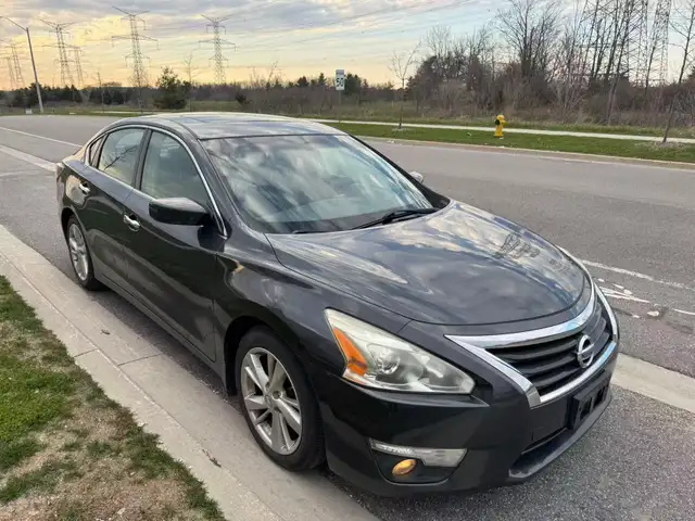 2013 Nissan Altima SV - Photo 3