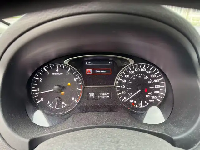 2013 Nissan Altima SV - Photo 11