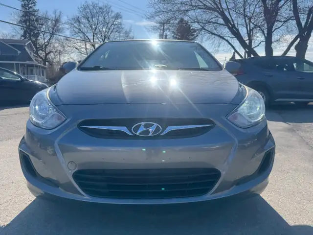 2014 Hyundai Accent GL - Photo 5