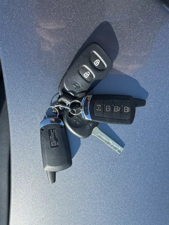 2014 Hyundai Accent GL - Photo 16