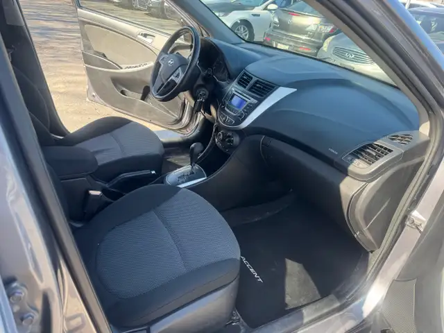 2014 Hyundai Accent GL - Photo 18