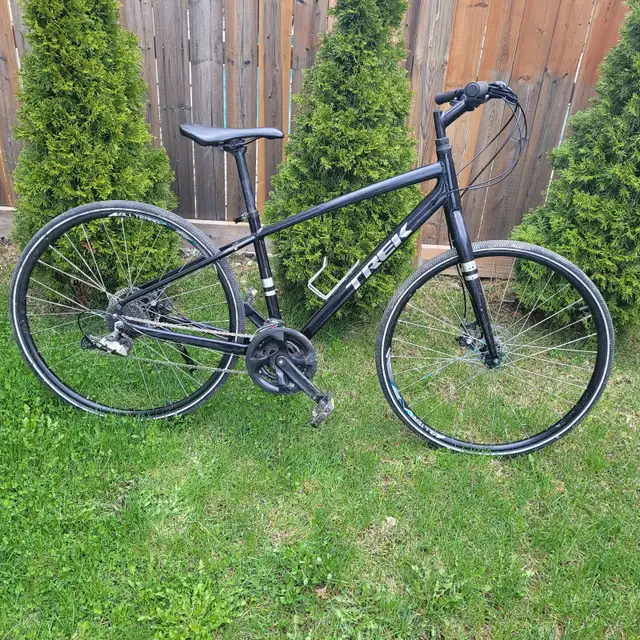 Trek Verve 1 Hybrid bike With Disc Brakes