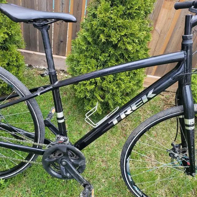 Trek Verve 1 Hybrid bike With Disc Brakes - Photo 4