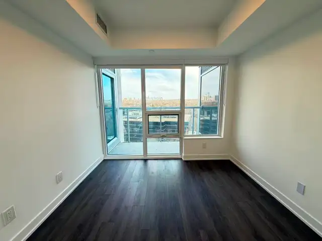 Bloor and Sherbourne 1 Bed Plus 1 Den 1 Bath Condo for Rent - Photo 5