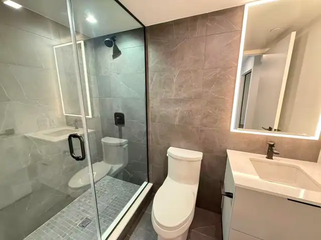 Bloor and Sherbourne 1 Bed Plus 1 Den 1 Bath Condo for Rent - Photo 7