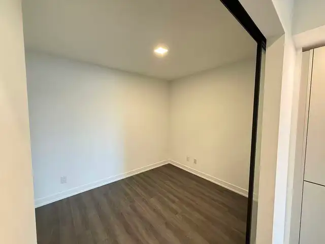 Bloor and Sherbourne 1 Bed Plus 1 Den 1 Bath Condo for Rent - Photo 8