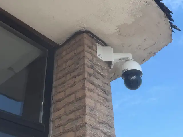 Security camera - Photo 2
