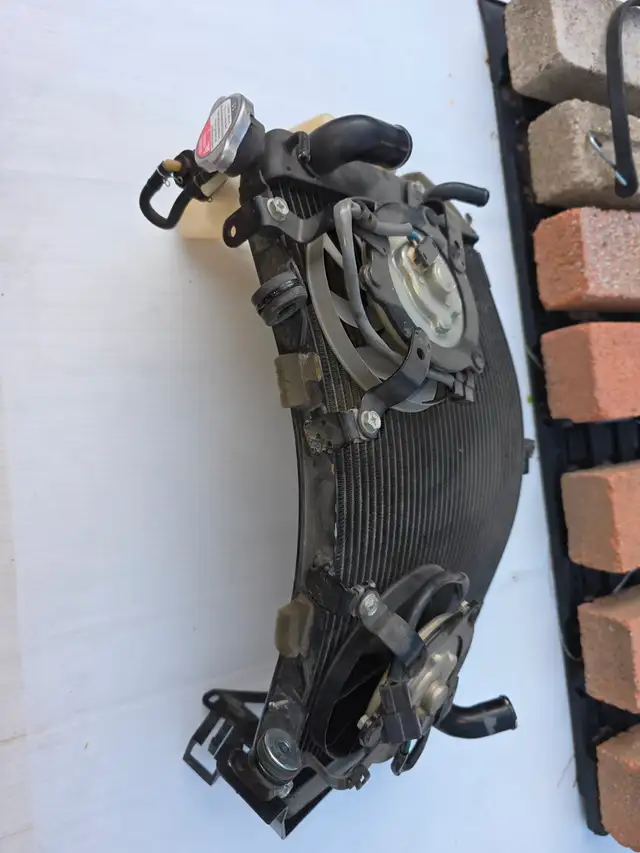 2007 Yamaha R1 4C8-12461-00-00RADIATOR ASSY Complete W 2 Fans - Photo 8
