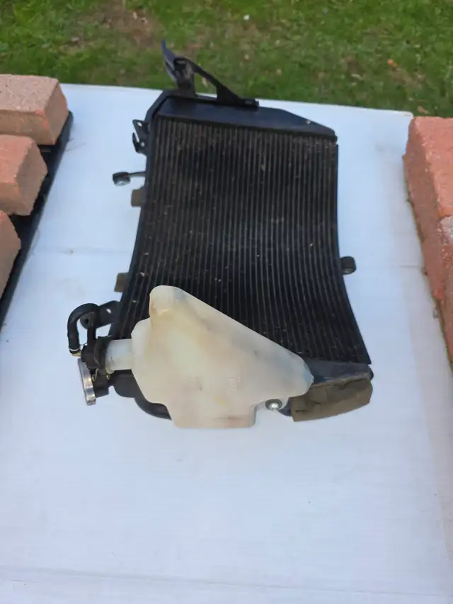 2007 Yamaha R1 4C8-12461-00-00RADIATOR ASSY Complete W 2 Fans - Photo 10