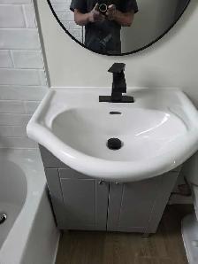 looking for part time renovations job