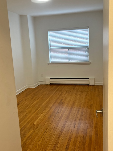 Toronto 2 Bedroom Apartment $1795   $75 for Parking - Photo 8