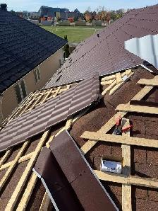 metal and asphalt roofing labour and installer.