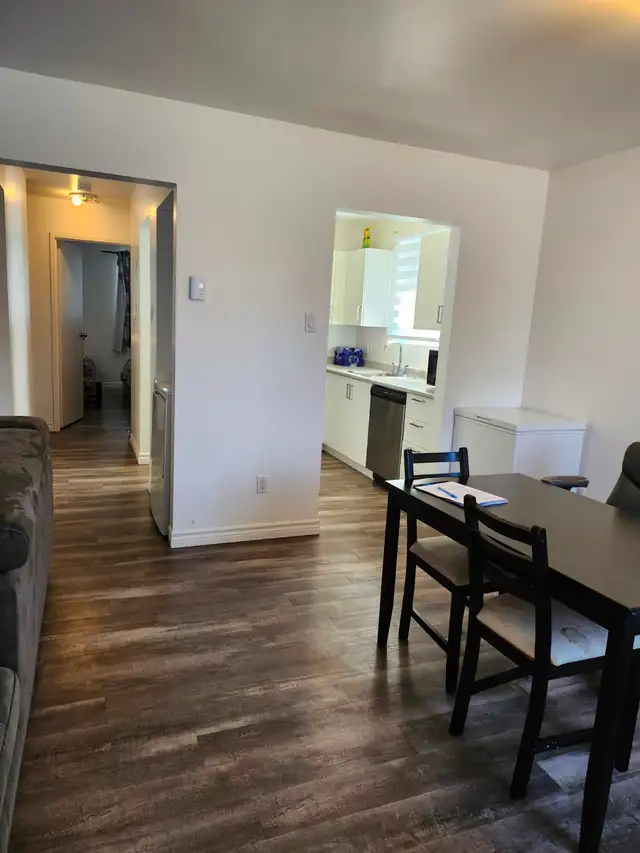 Grand 4 1/2 Ouest de l'ile PRES DE TOUT - Photo 6