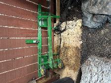 John Deer Tractor Jack