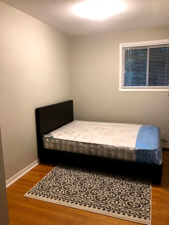 Waterloo off campus housing - Photo 9