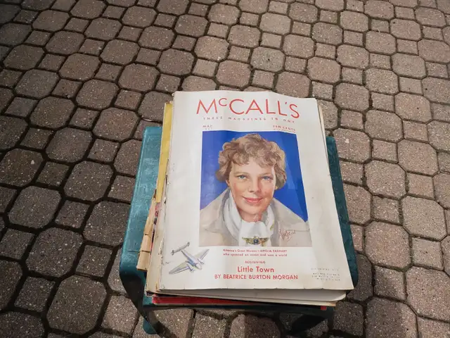 1937 McCalls and collier magazines - Photo 2