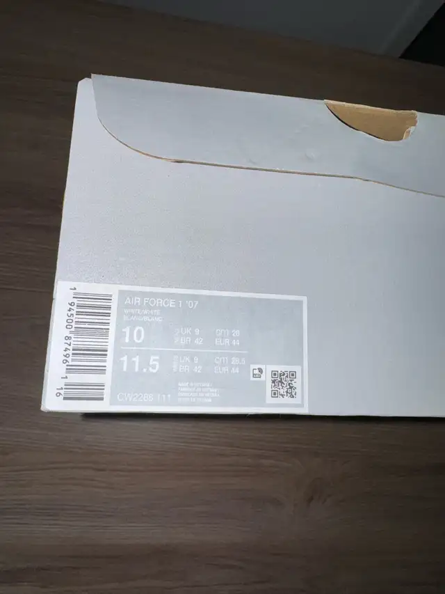 Nike Air Force 1