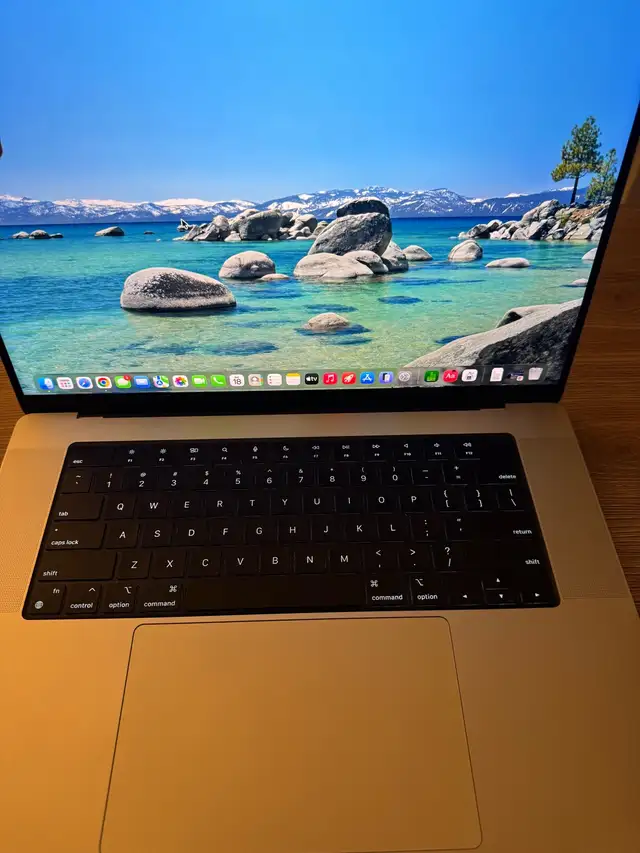 MacBook Pro - Photo 9