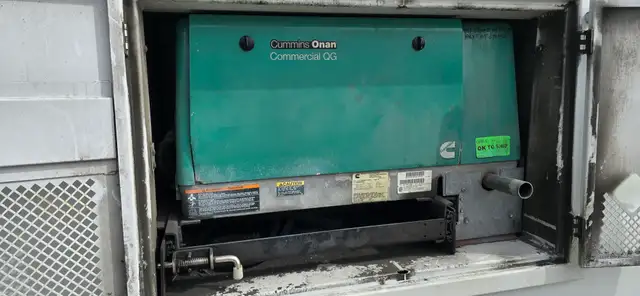 2009 Chevrolet Express Cargo Van - Cummins Generator - shelving - Photo 8