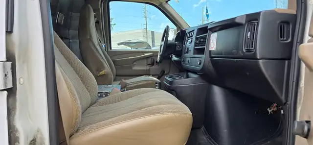 2009 Chevrolet Express Cargo Van - Cummins Generator - shelving - Photo 13